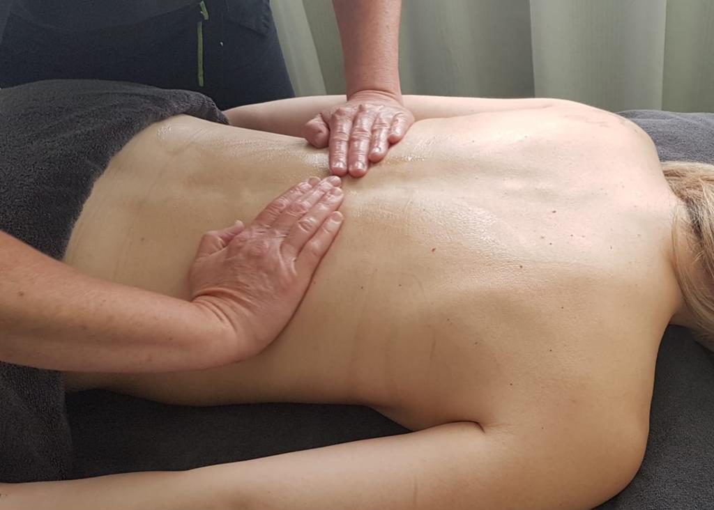 massage Hanneke
